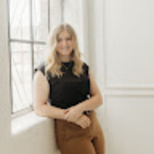 Meet your Posher, Courtney